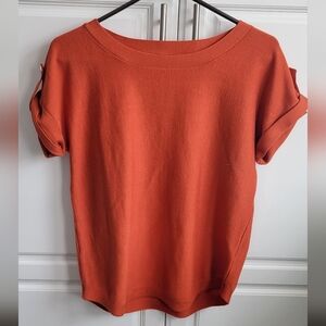 Cable & Gauge Knit Short Sleeve True Orange Top In Medium